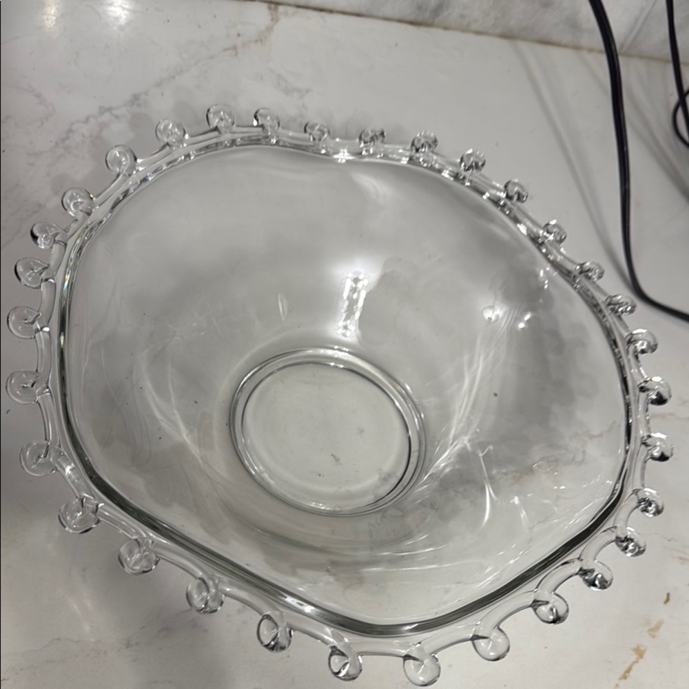 Heisey lariat Elegant Clear Glass Serving Bowl